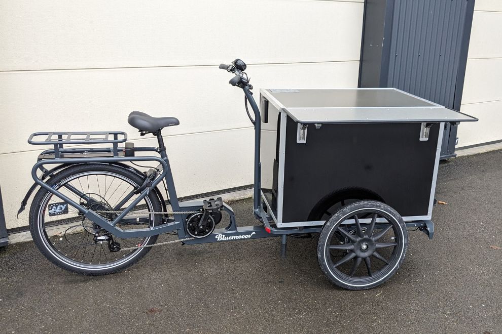 Vélo cargo triporteur à assistance électrique, Ketch Stand