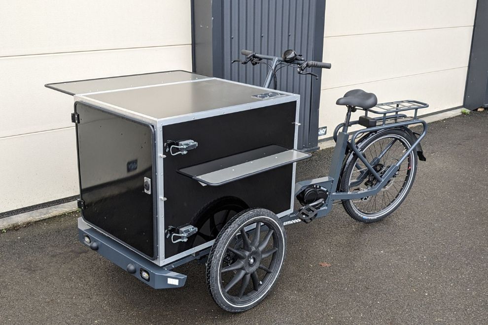 Vélo cargo triporteur à assistance électrique, Ketch Stand