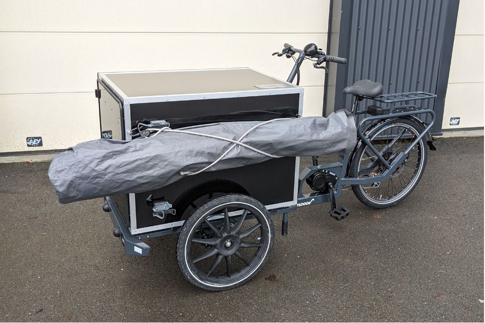 Vélo cargo triporteur à assistance électrique, Ketch Stand